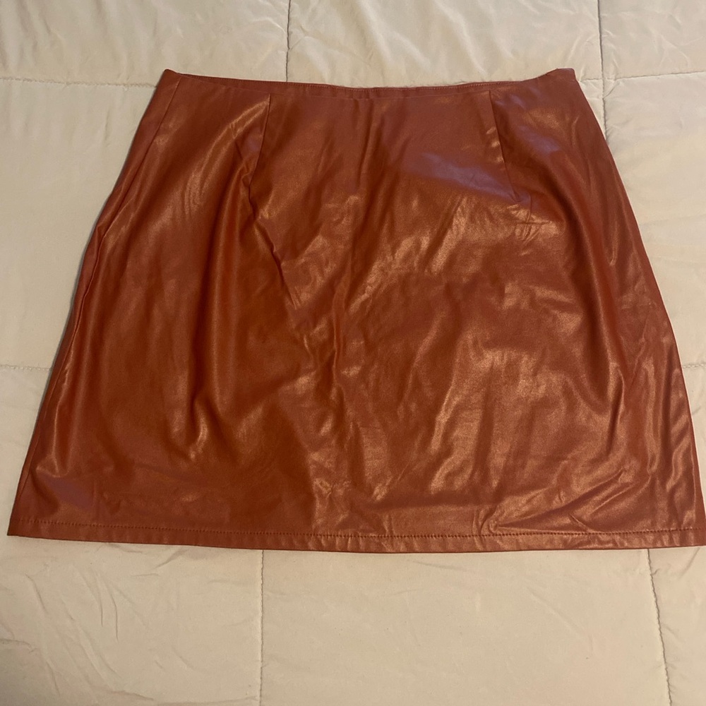 Faux leather Skirt